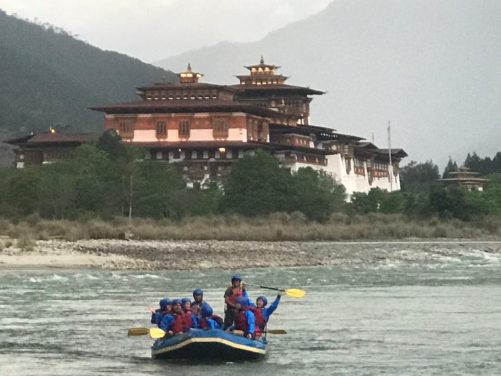 rafting in bhutan